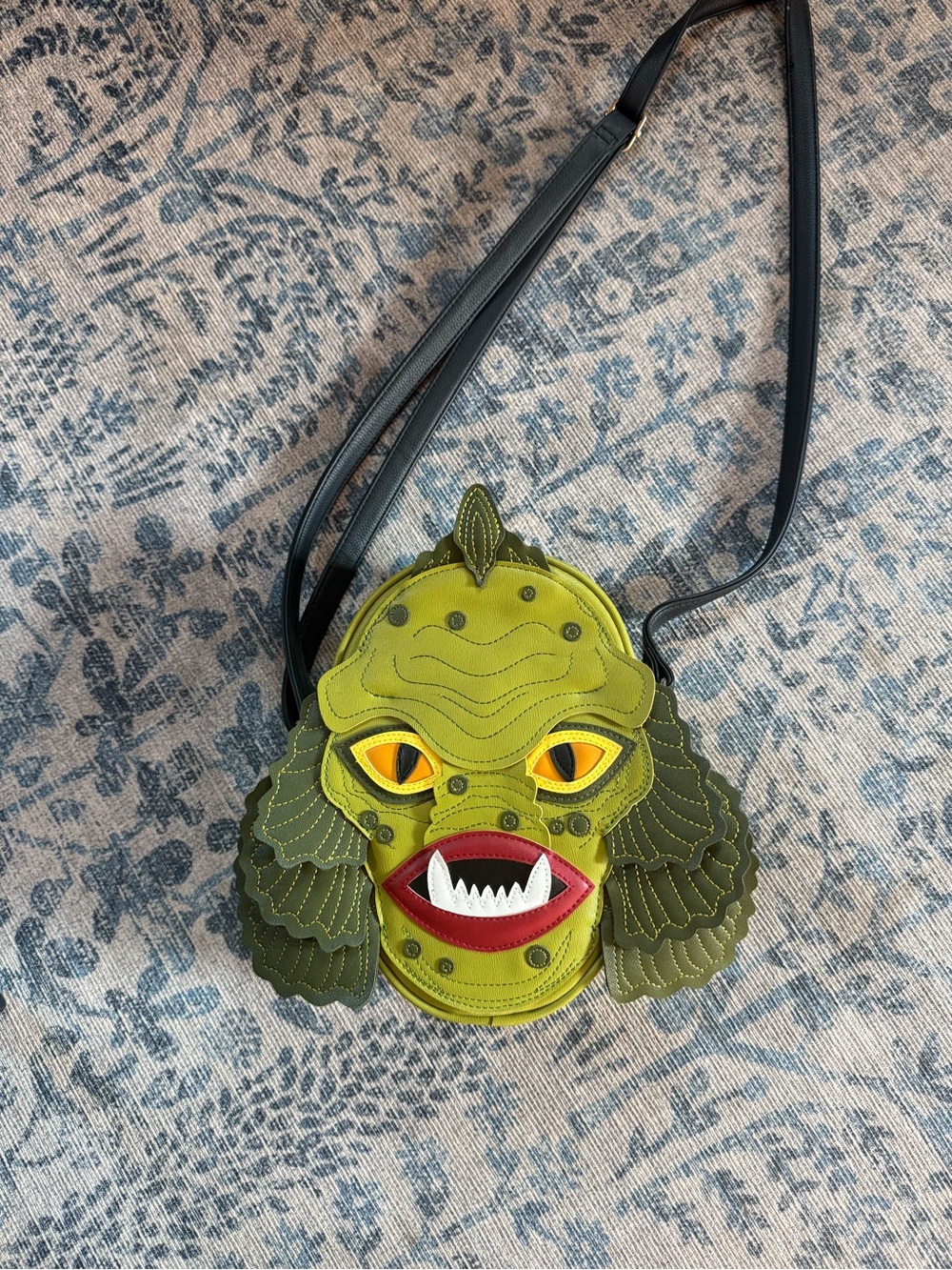 Love Pain & Stitches Creature from black lagoon bag